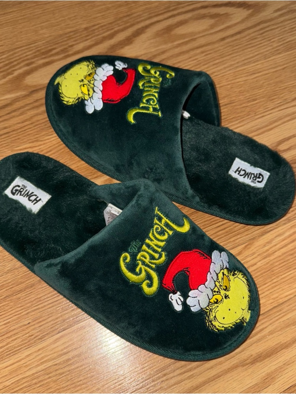 The‎ Grinch Plush Holiday Slippers Dark Green with Red & Yellow embroidery